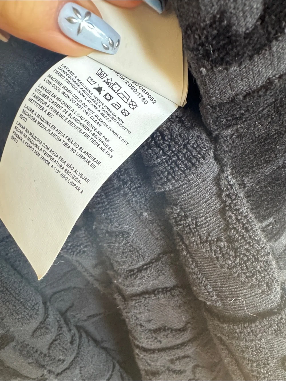 Versace Baroque Robe - Picture 12 of 14